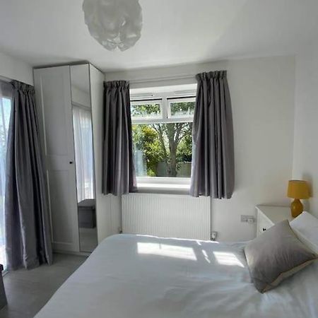 Dingley Dell - Superb Location For Truro In Private Accommodation Perranwell 외부 사진
