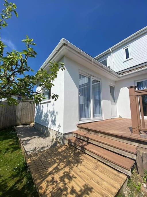 Dingley Dell - Superb Location For Truro In Private Accommodation Perranwell 외부 사진